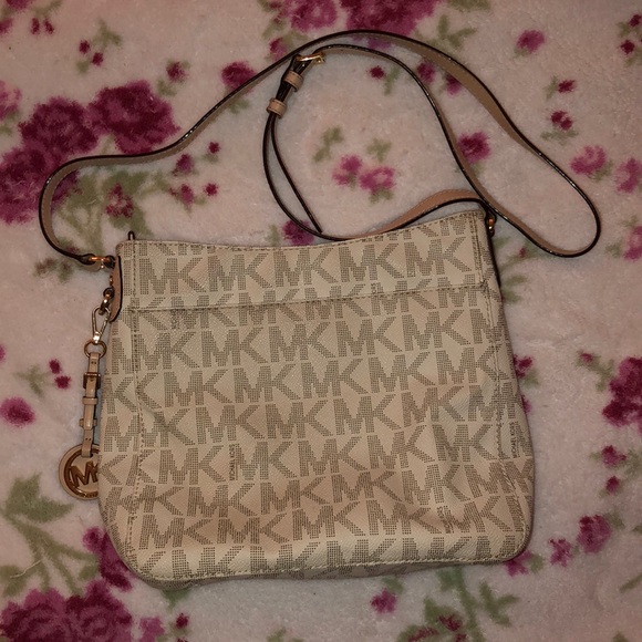 Michael Kors MK Signature Logo Beige/Tan Crossbody - Picture 5 of 8